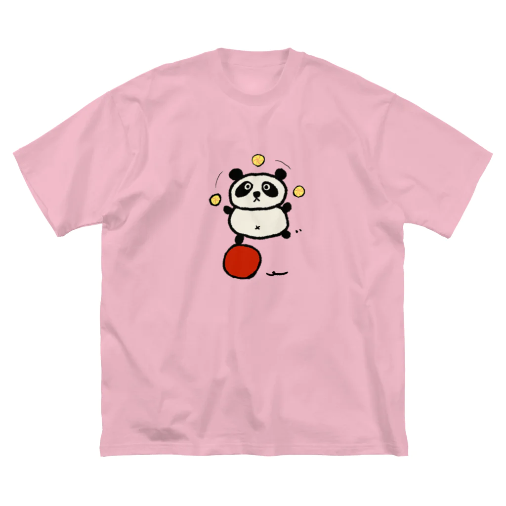 tamaccoの玉乗りパンダさん Big T-Shirt