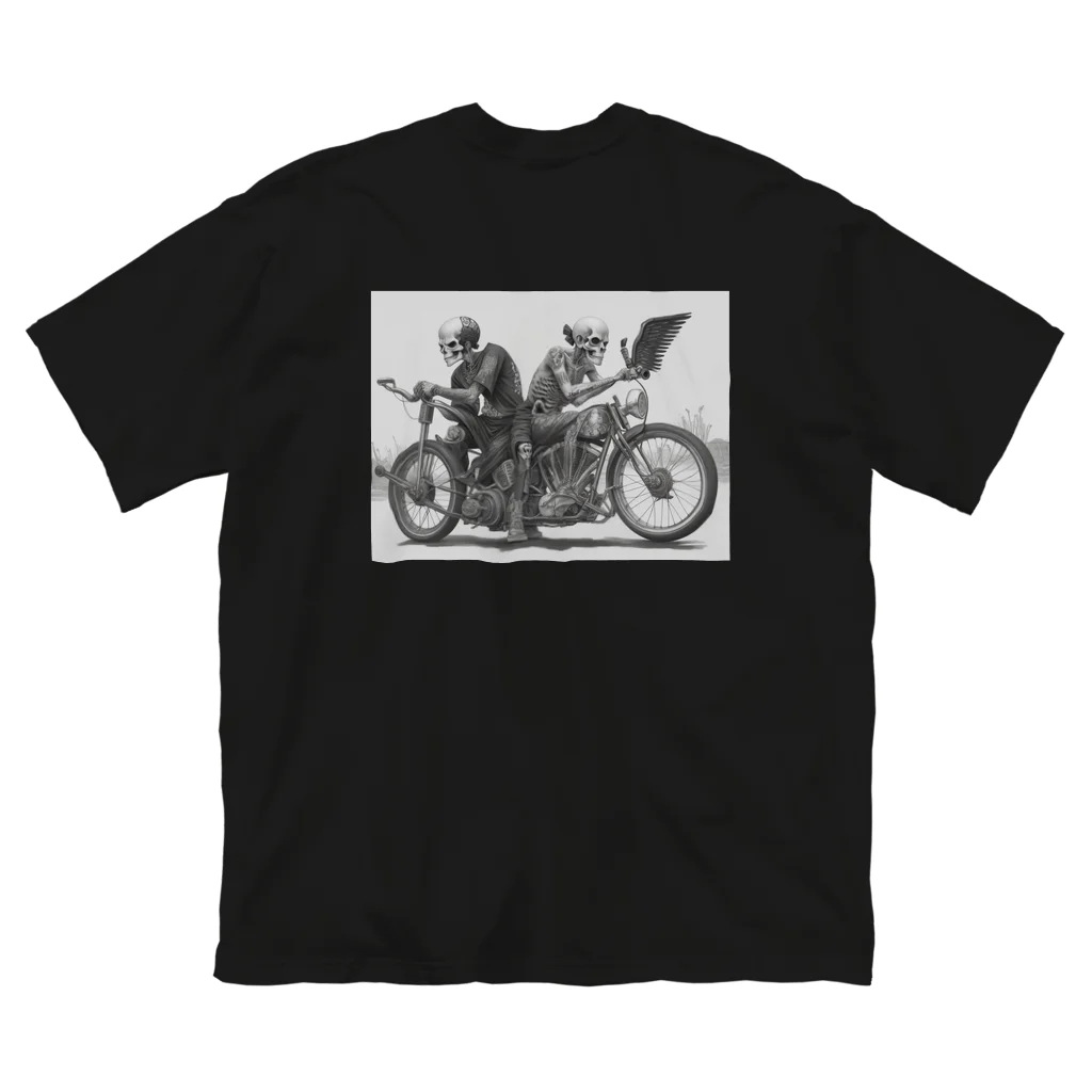 Skull sectionのバイクとドクロ（黒メイン） ビッグシルエットTシャツ