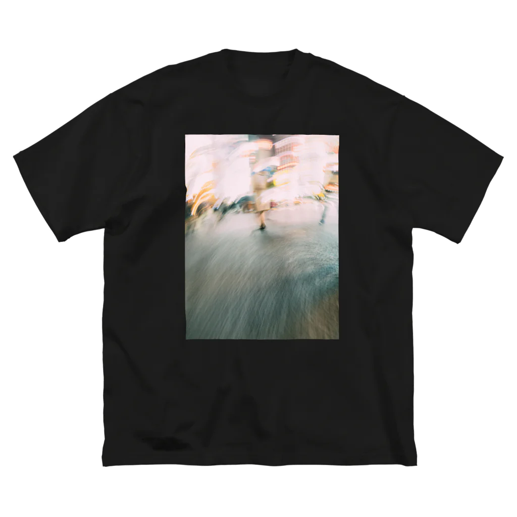 KitoshiのDrifting in the City Big T-Shirt