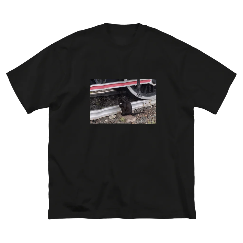 わの汽車バック黒猫 ビッグシルエットTシャツ