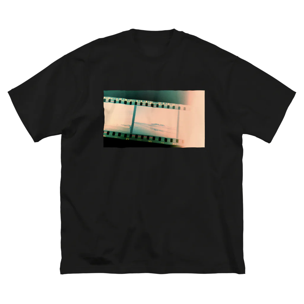 FilmixxのIsland Feeling by Filmixx ビッグシルエットTシャツ