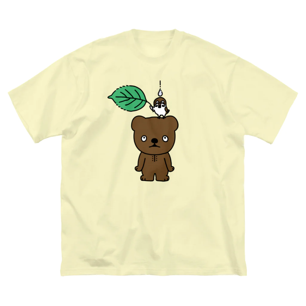 イラスト MONYAAT のこぐまとスズメと雨のしずく ビッグシルエットTシャツ