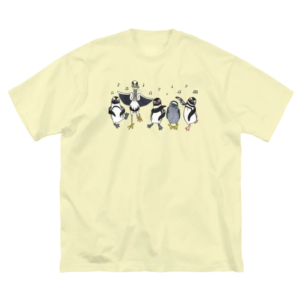 penguininkoのhappiness Dancing  Big T-Shirt