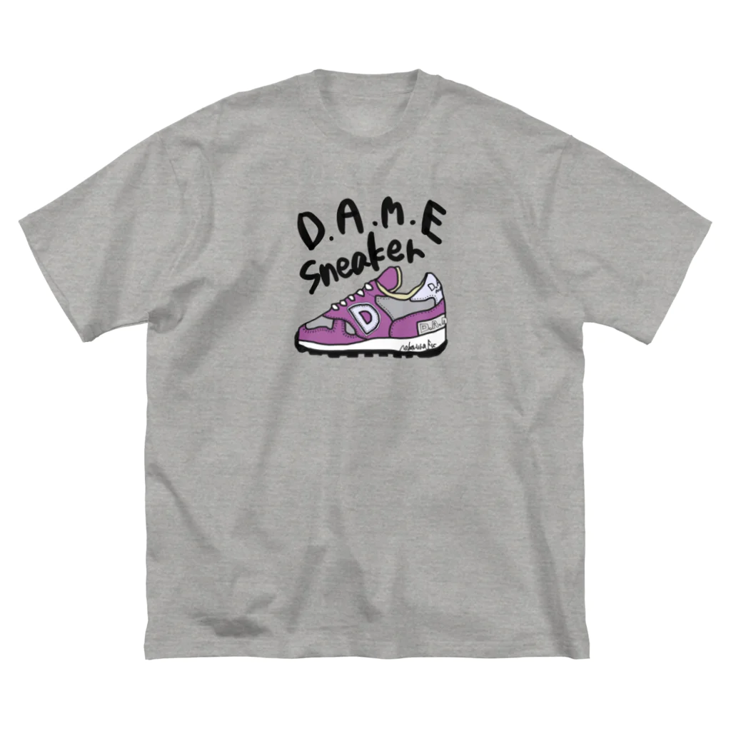 中村フー(ヘンダーソン )のDAME SNEAKER ビッグシルエットTシャツ