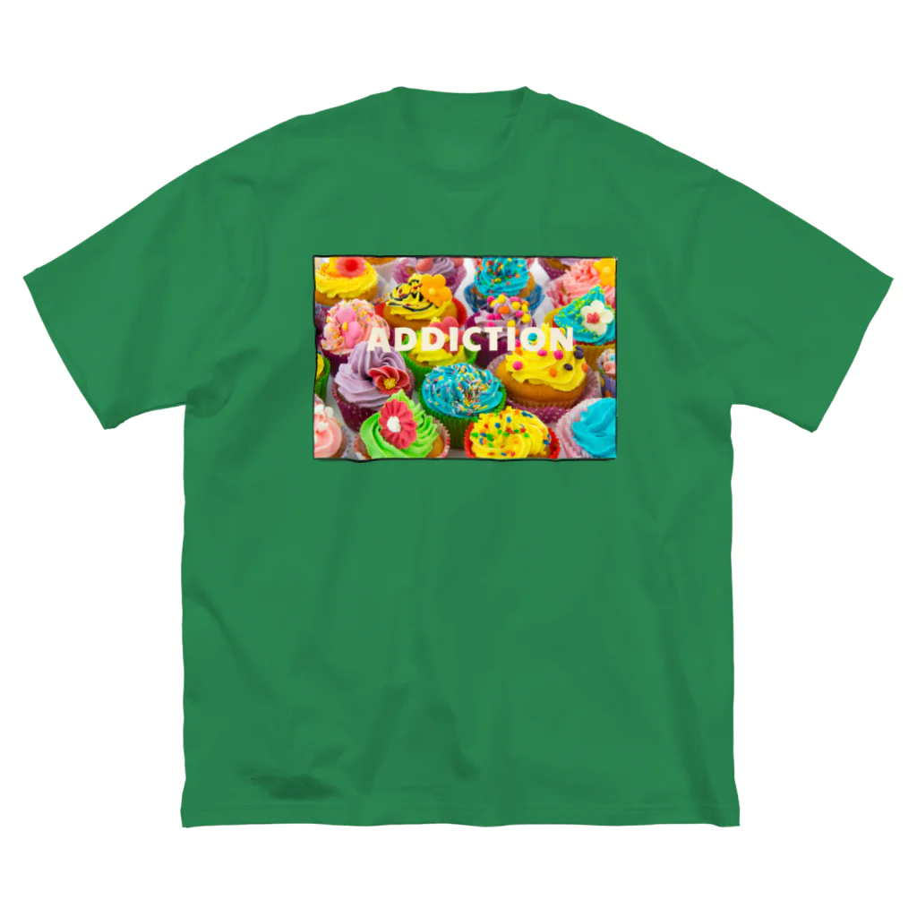 HappyFaceMarketのカップケーキ中毒アディクション Big T-Shirt