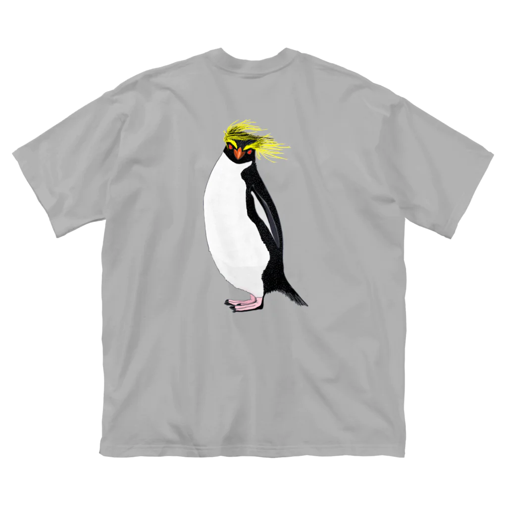 LalaHangeulの風に吹かれるイワトビペンギンさん(文字無しバージョン) バックプリント ビッグシルエットTシャツ