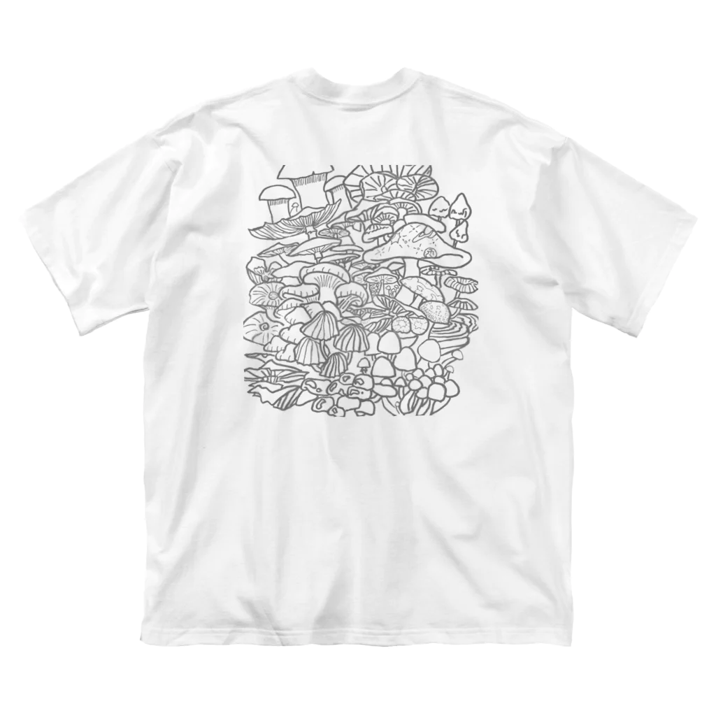 Tough8Peaceのピースマッシュルーム Big T-Shirt