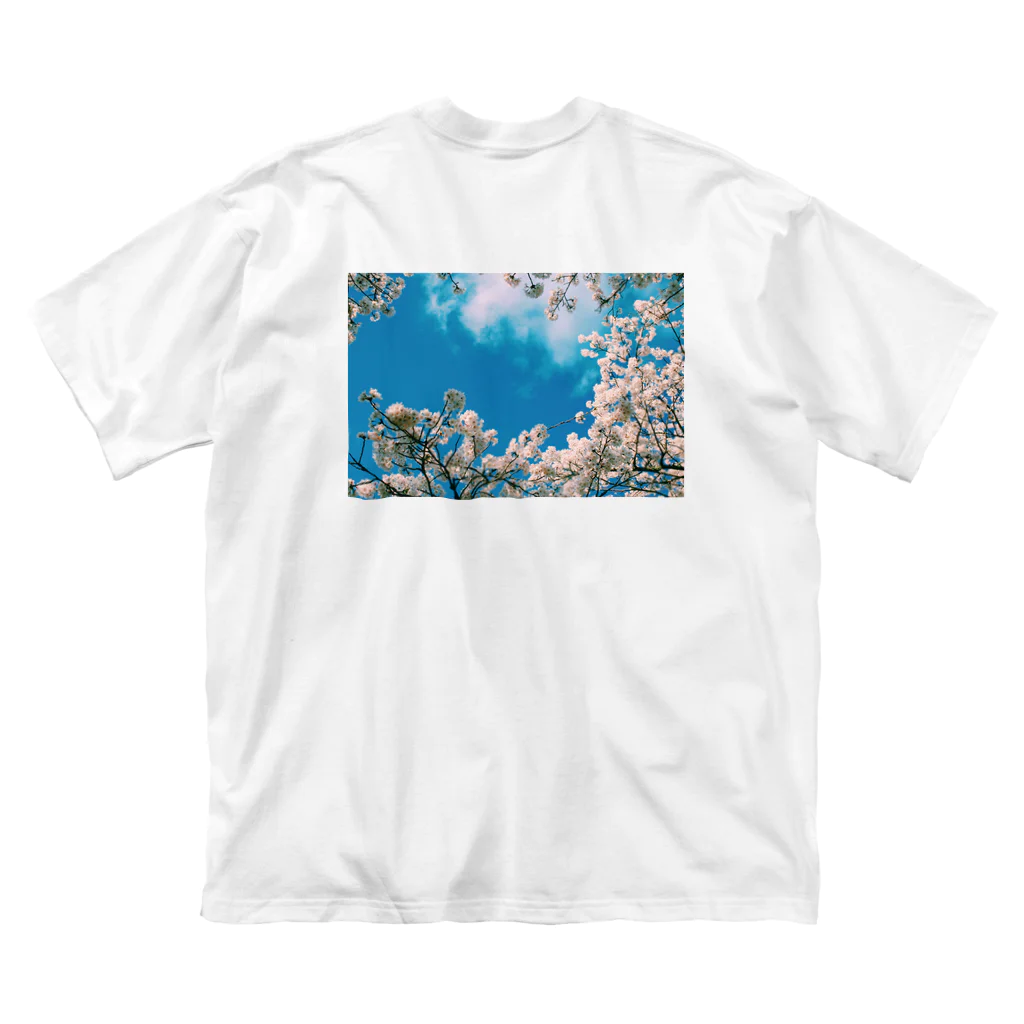 はるか▷▷ANTENA大阪のcherry blossom Big T-Shirt