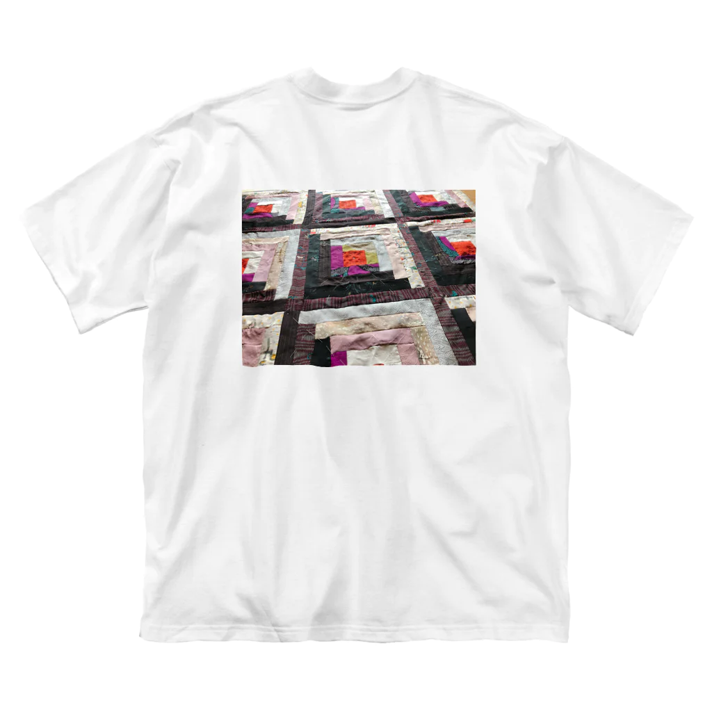 おこめっとちゃんのlogcabin quilt ビッグシルエットTシャツ