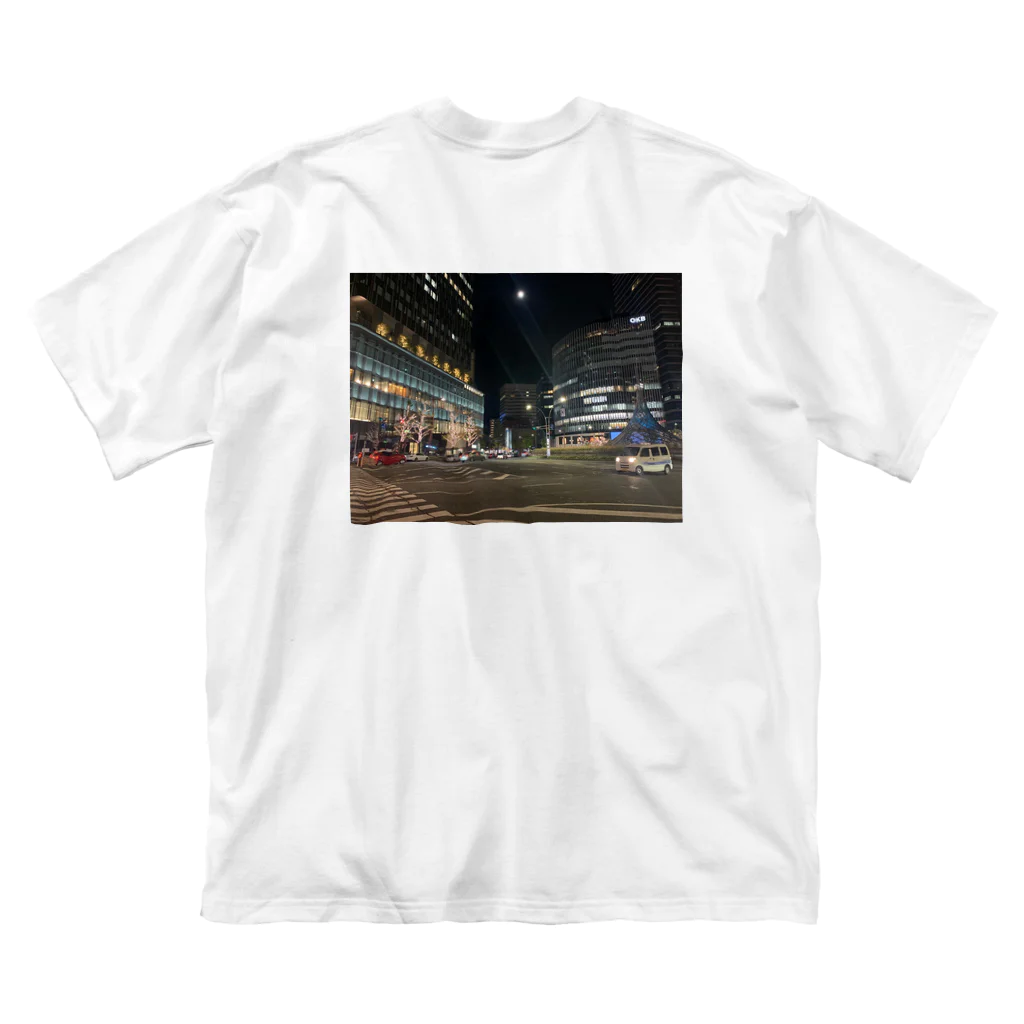 古都　仁の都会の喧騒 Big T-Shirt