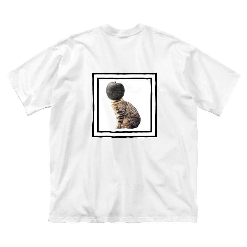 thouの猫とリンゴ ビッグシルエットTシャツ