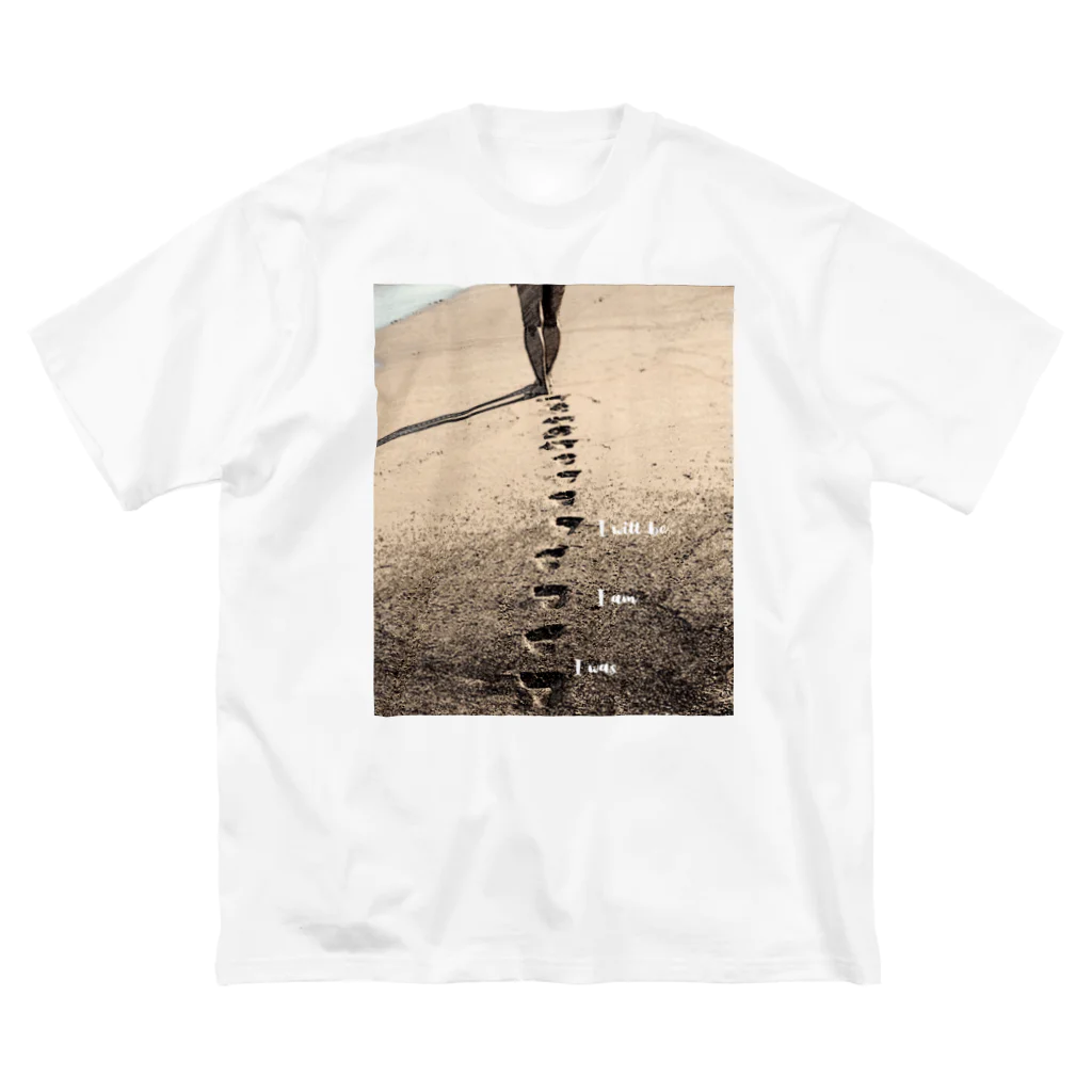 aoi.aoの砂浜の上の足跡 - I was, I am, I will be Big T-Shirt