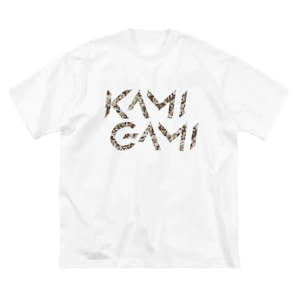 KAMI-GAMI from NTPの『KAMI-GAMI』typography カモフラ Big T-Shirt