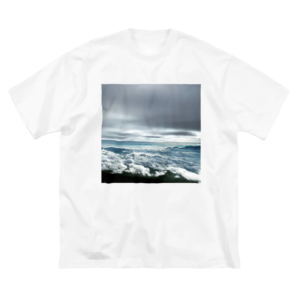 タツノオトシゴローズのsea ​​of ​​clouds ビッグシルエットTシャツ