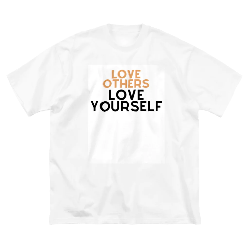 StudioKurokikuの自己愛のメッセージ: Love Others Love Yourself ビッグシルエットTシャツ