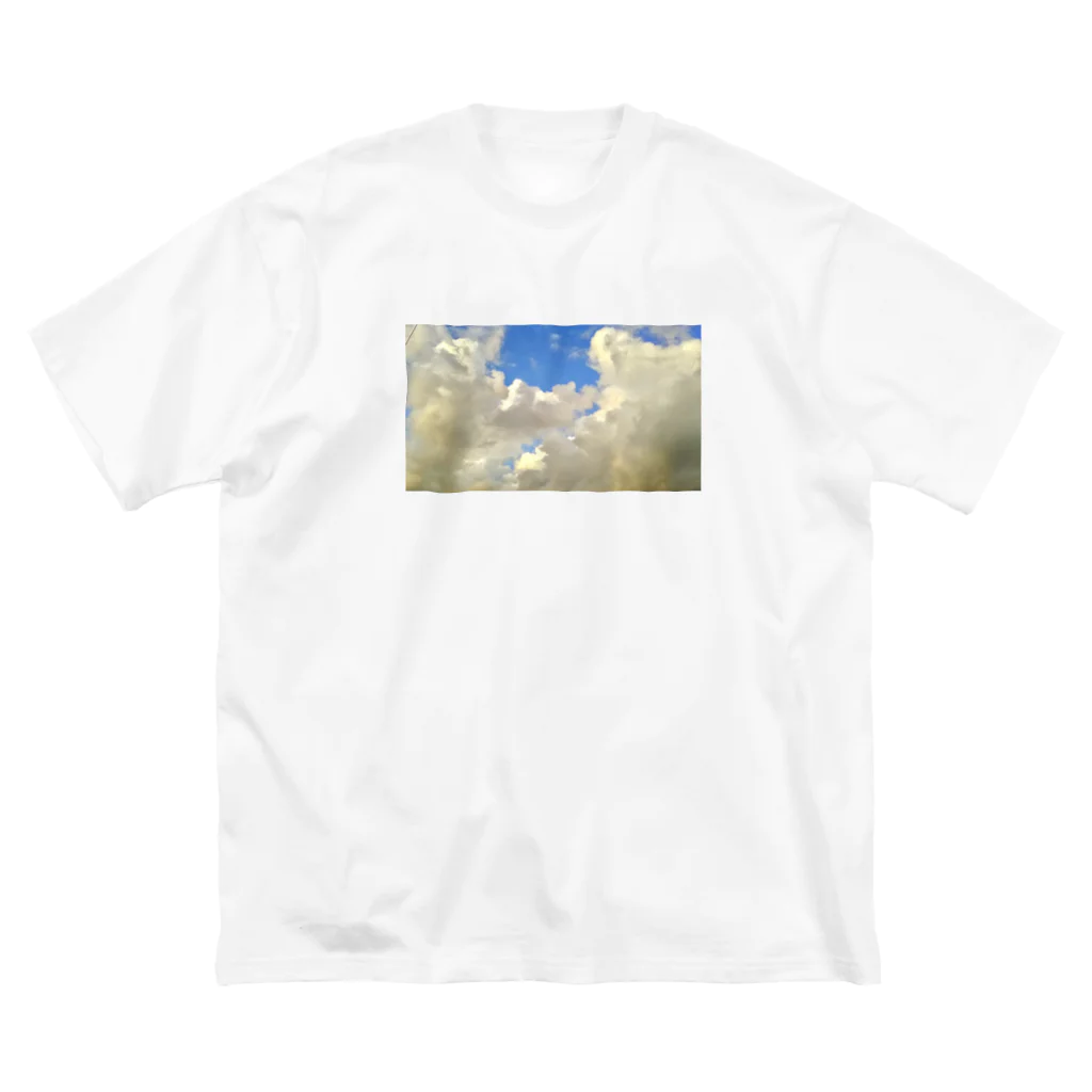 哉田飲料のあの日の空 ビッグシルエットTシャツ