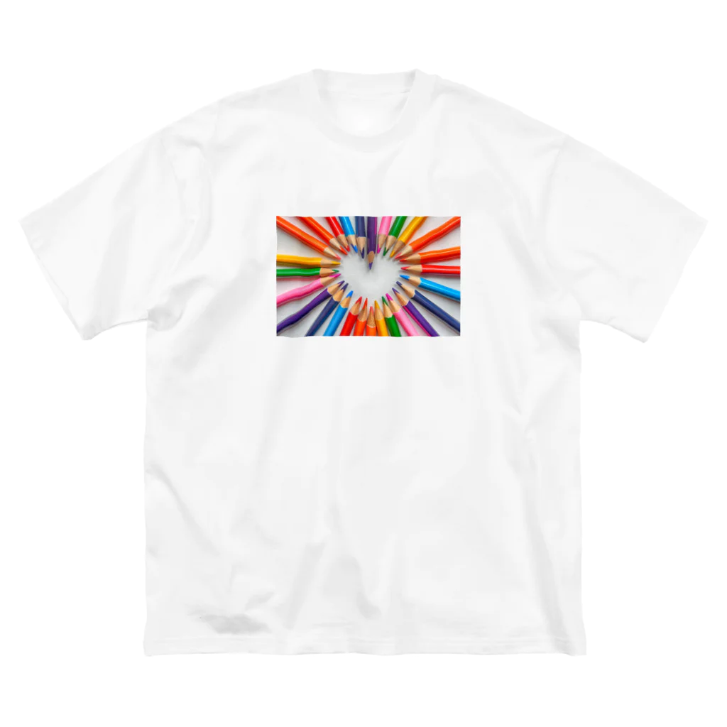 invitationのカラフルハート ビッグシルエットTシャツ