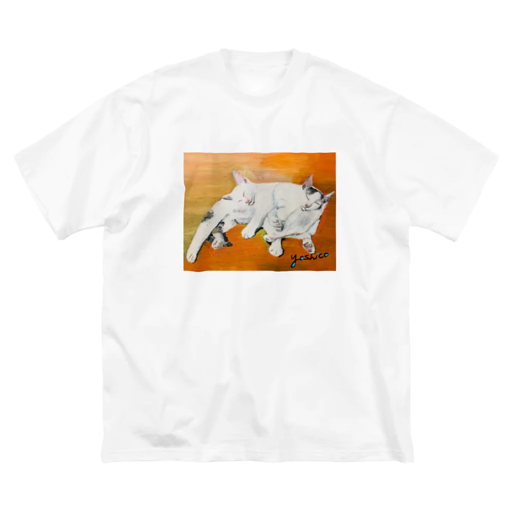 Yoshico-1655の幸せな夢をみる仔猫たち・油絵 ビッグシルエットTシャツ