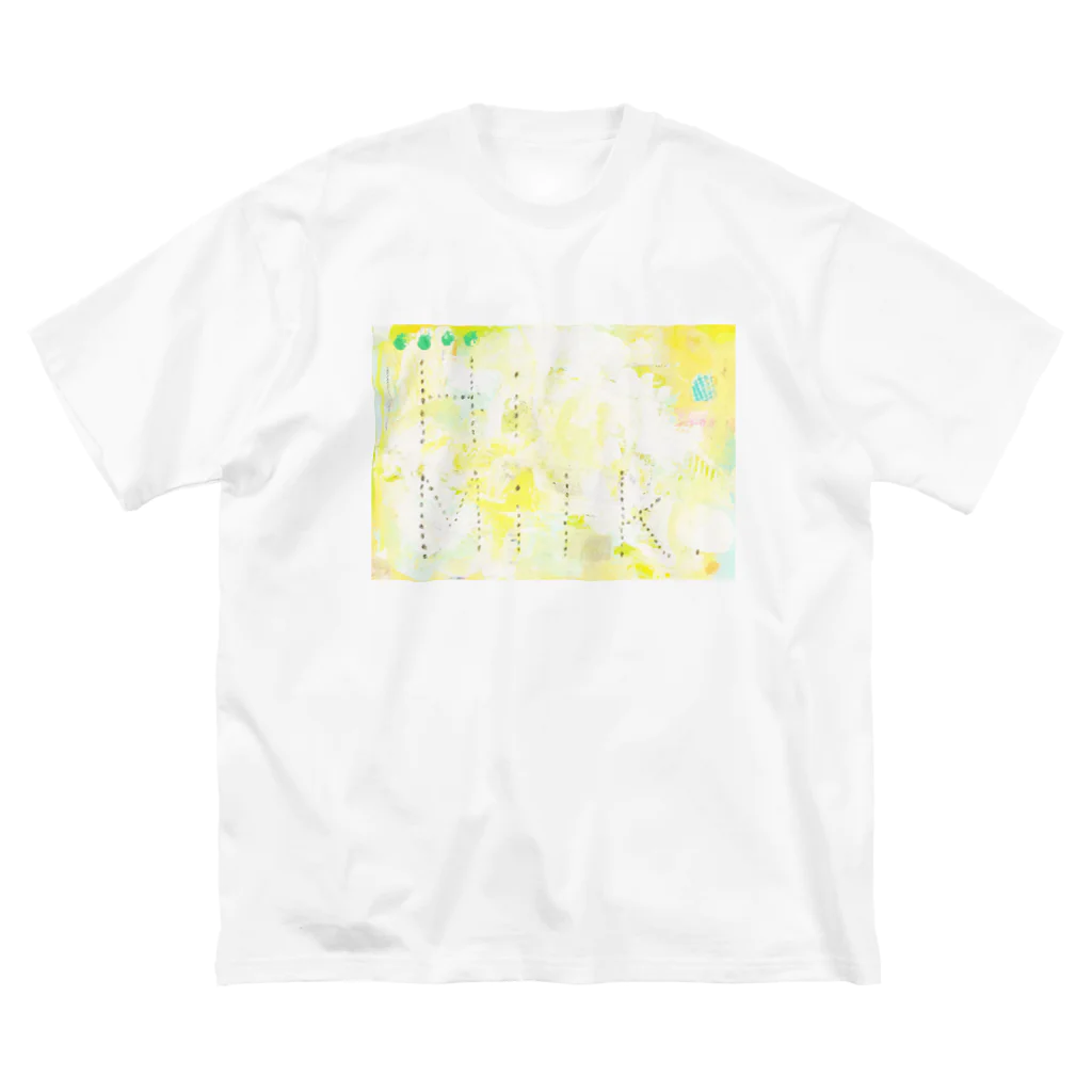 oka emiのHi Milk ビッグシルエットTシャツ