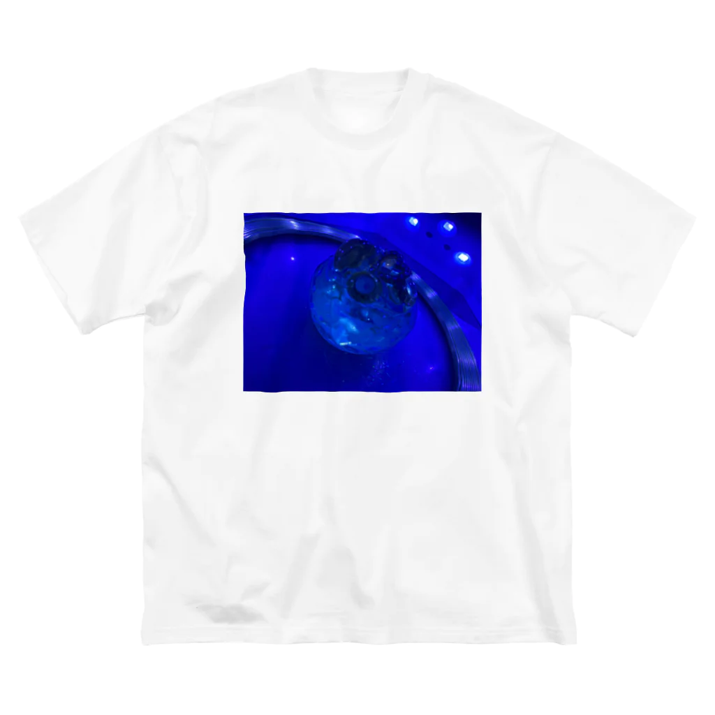 6uuran.comのUVライト Big T-Shirt