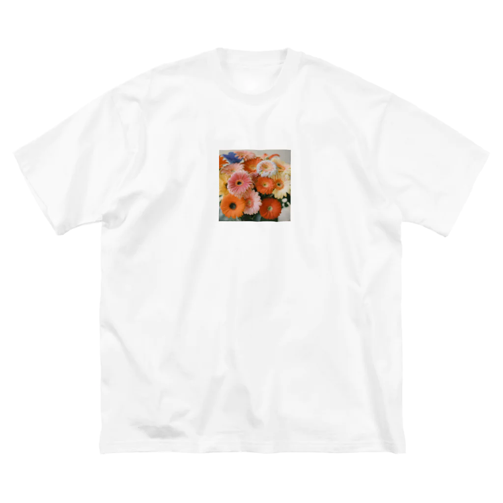 decnaの色鮮やかなガーベラのアイテム Big T-Shirt