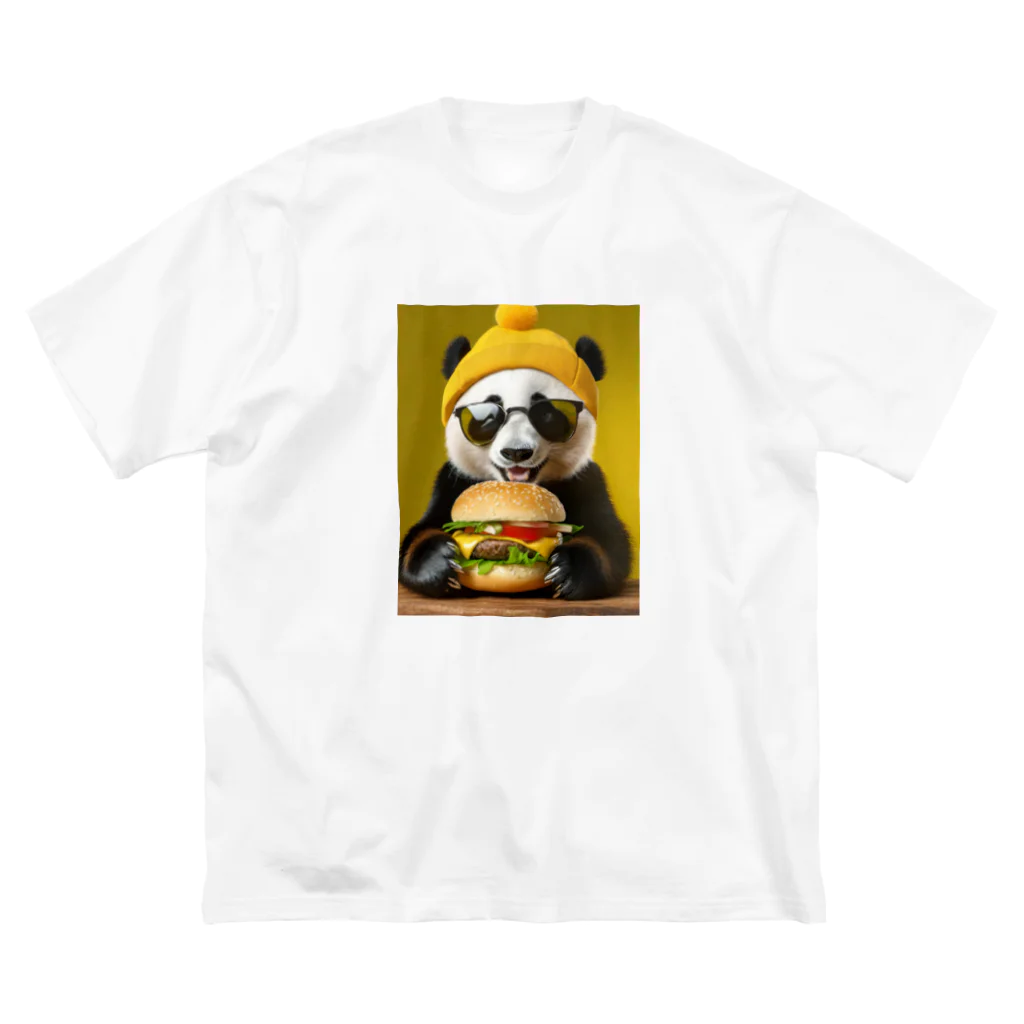 Colorful Canvasのハンバーガーを食べるパンダ Big T-Shirt