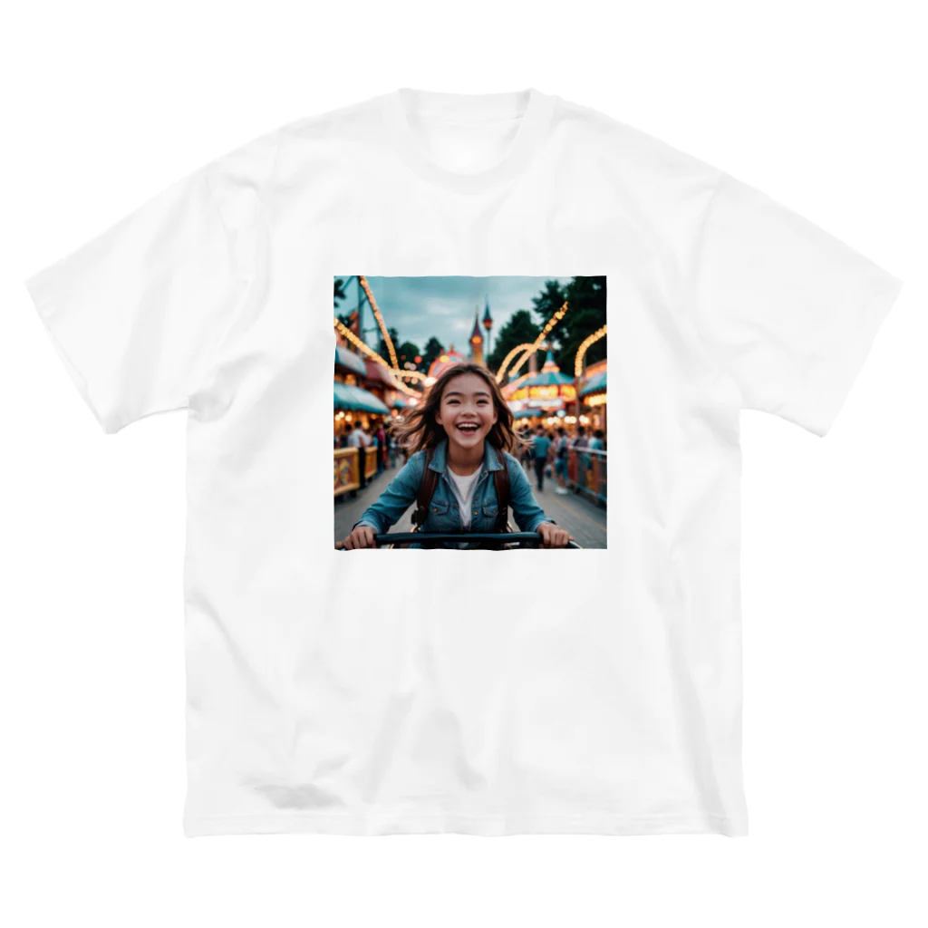 yuyuu_youtubeの笑顔の少女 ビッグシルエットTシャツ