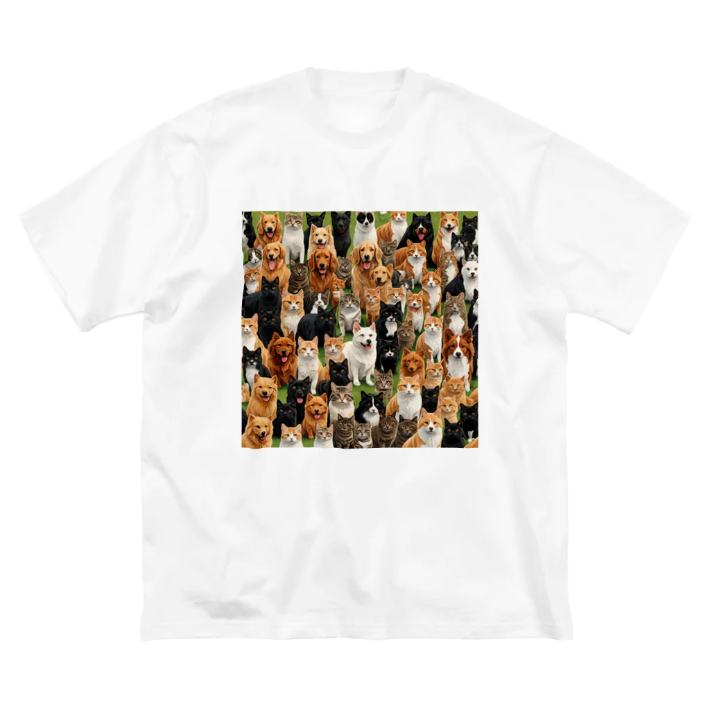 CHIKUSHOの犬と猫 Big T-Shirt