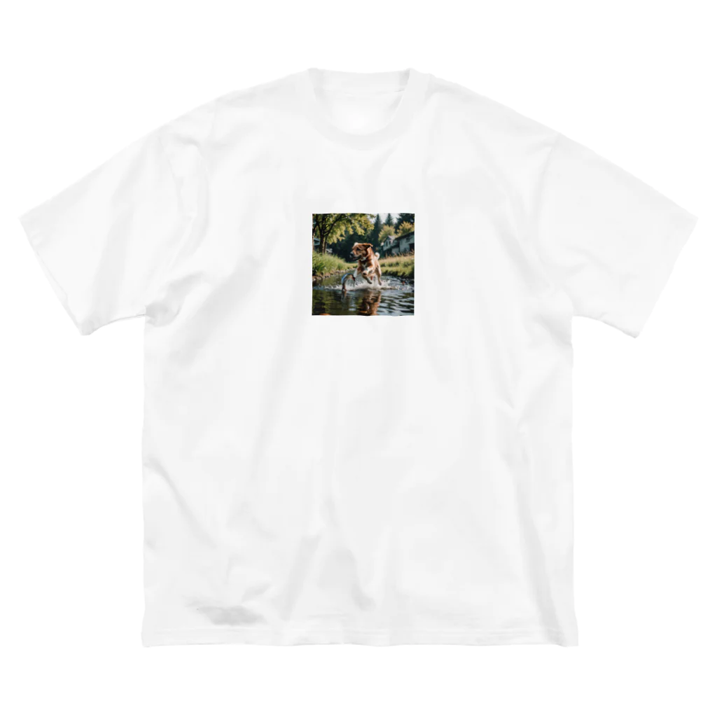 kokin0の水辺を走る犬 dog runnning on the water Big T-Shirt