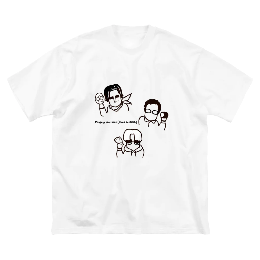 Project One-Sizeの３人の個性をギュッと集結 Big T-Shirt