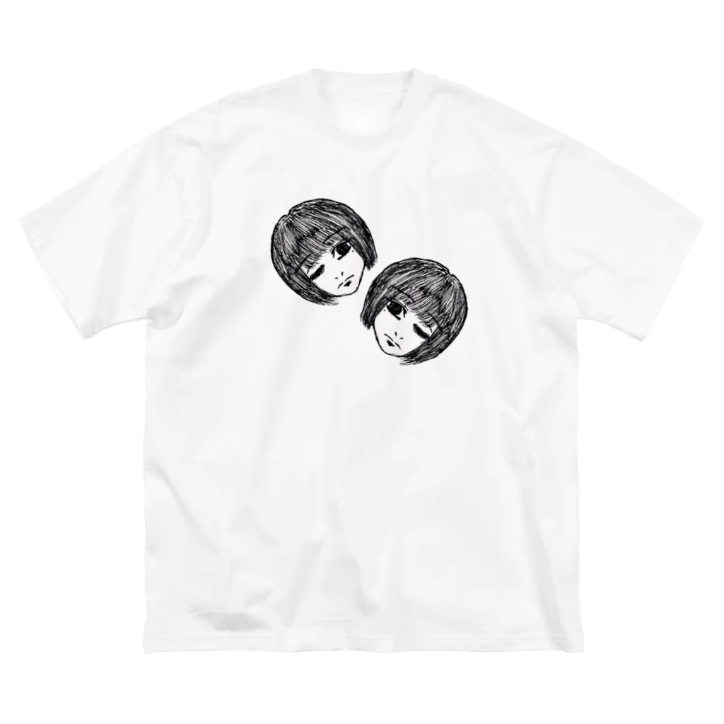 古春一生(Koharu Issey)の転がる生首双子ちゃん。 Big T-Shirt