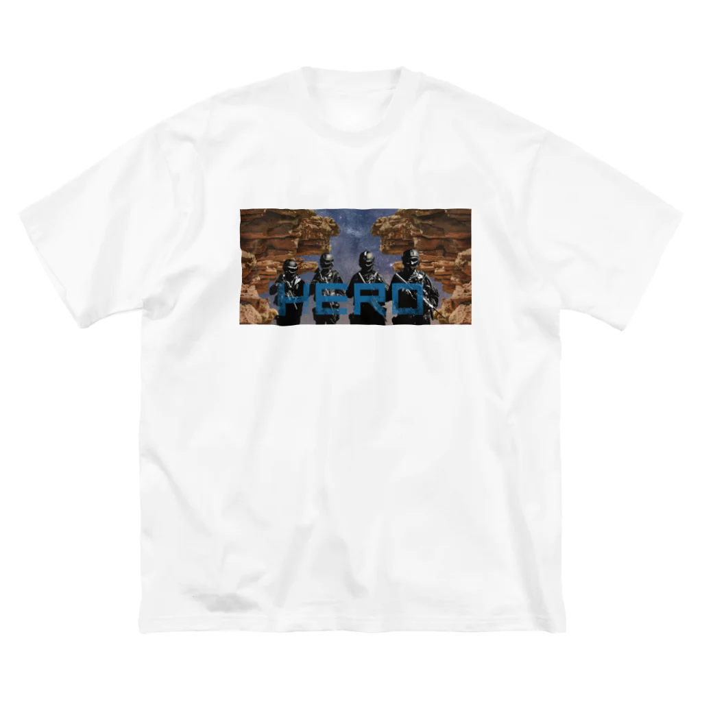 コラージュ屋のHero Big T-Shirt