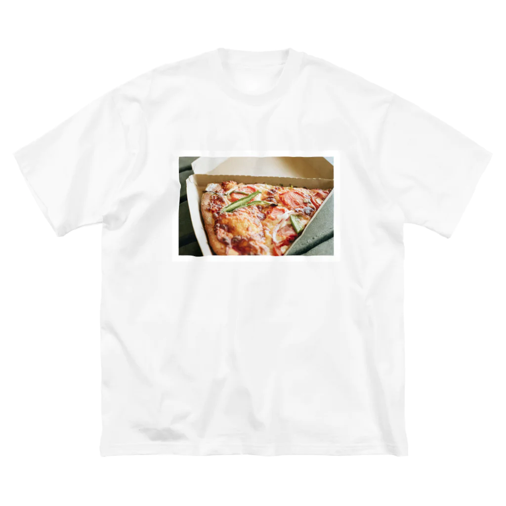 YUKI KUROKIのPIzza ビッグシルエットTシャツ