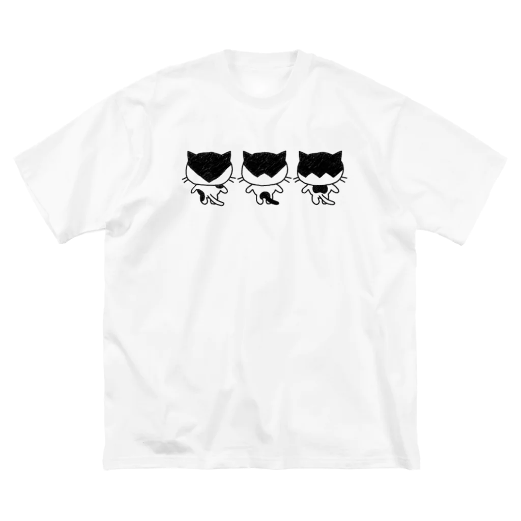 猫ねむりzzz..の後ろ姿三兄弟にゃんこ ビッグシルエットTシャツ