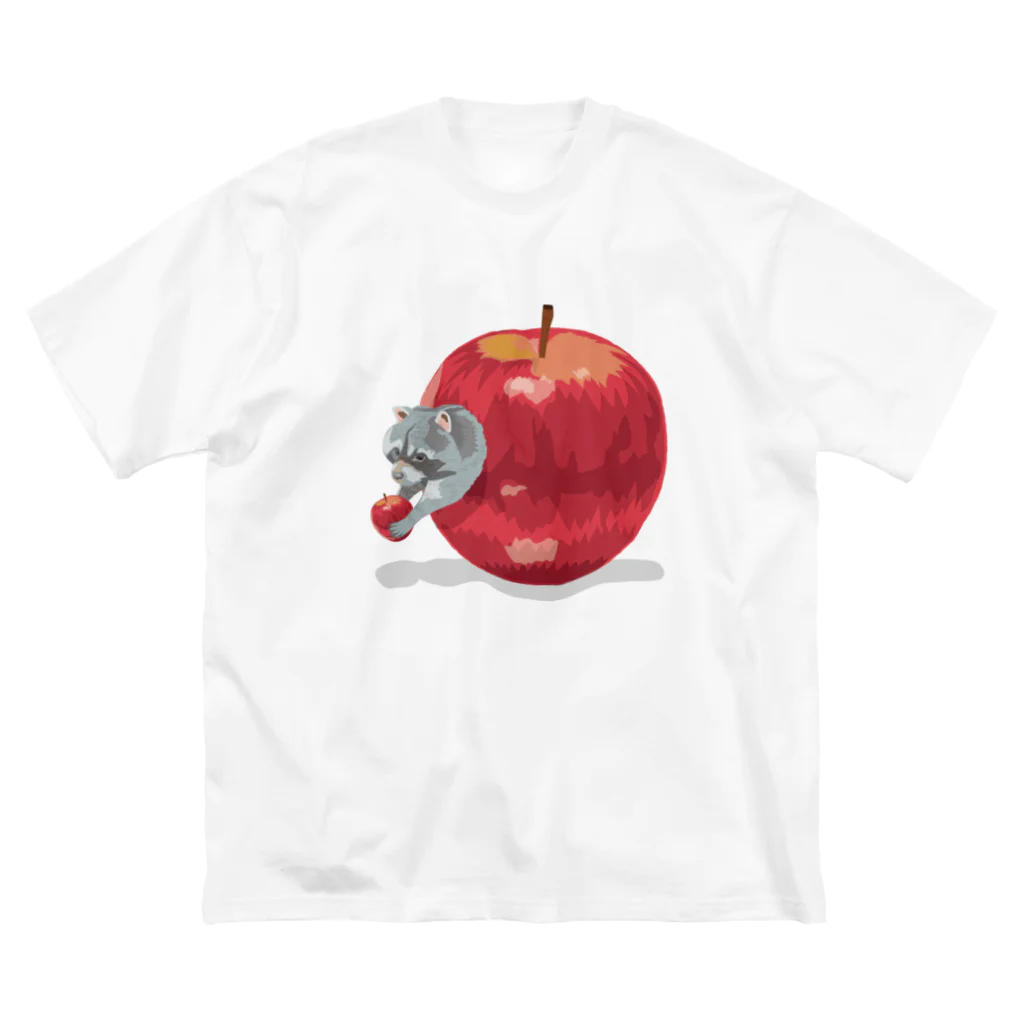 A Tのリンゴから出るアライグマ ビッグシルエットTシャツ