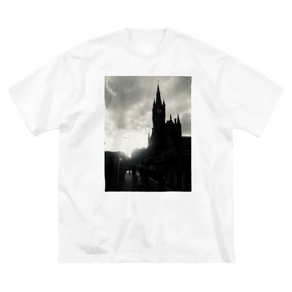 STUDIO PINECORNのLONDON Big T-Shirt