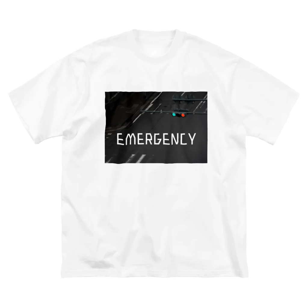 tsuitachiのEMERGENCY ビッグシルエットTシャツ