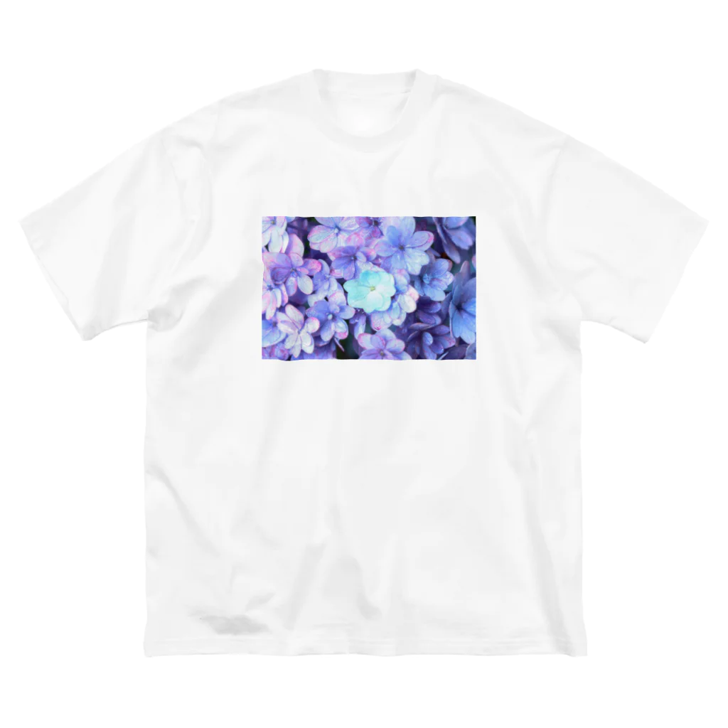 きらめきの紫陽花　 Big T-Shirt