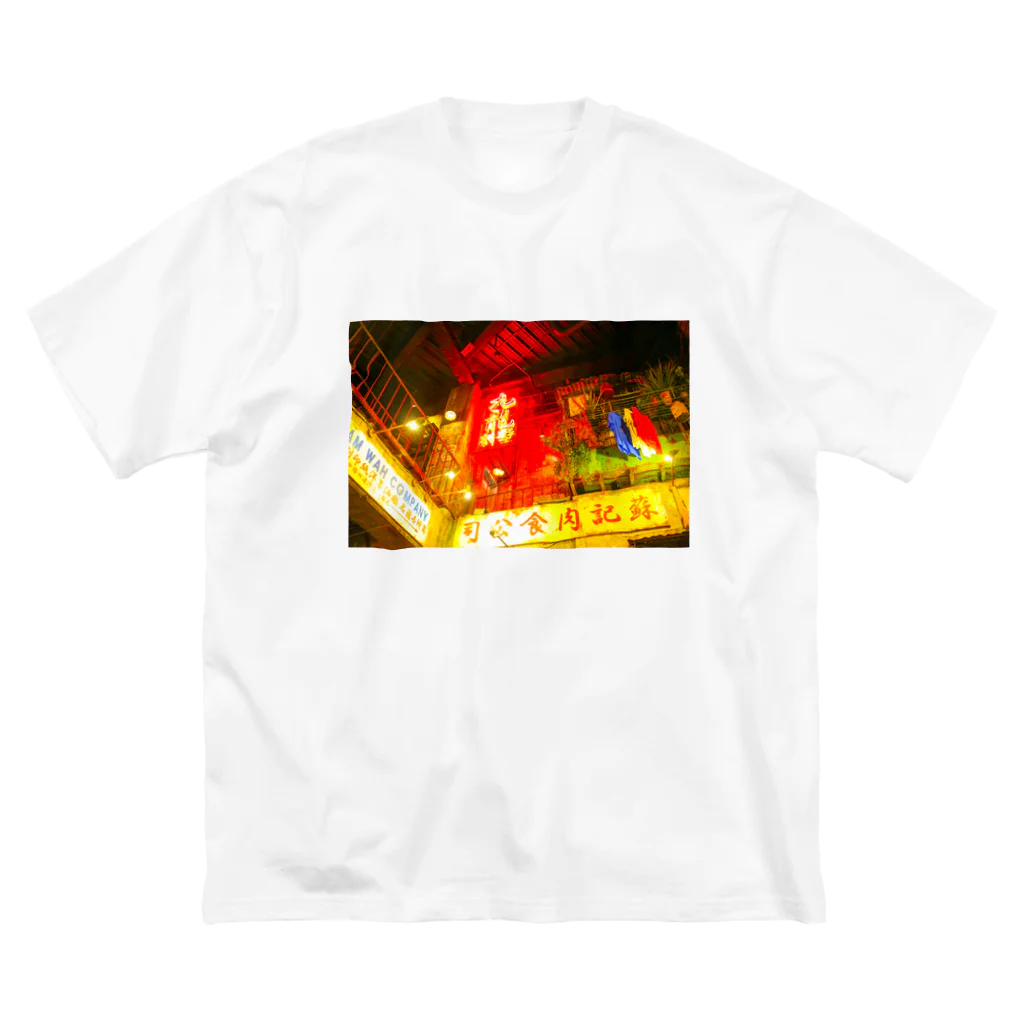 NEON LIGHT STARSの香港九龍カンフー ビッグシルエットTシャツ