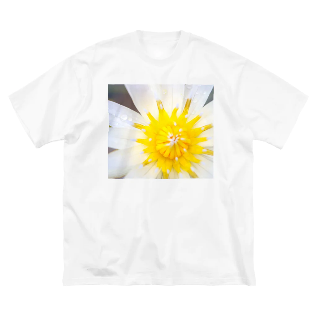 8l0の睡蓮　花　白 ビッグシルエットTシャツ