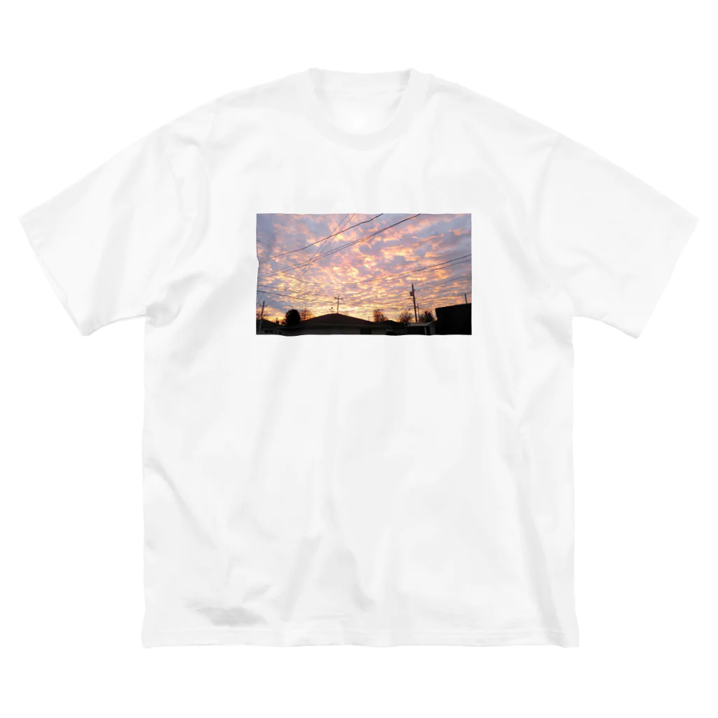 fancy tinny worldの夕焼け ビッグシルエットTシャツ