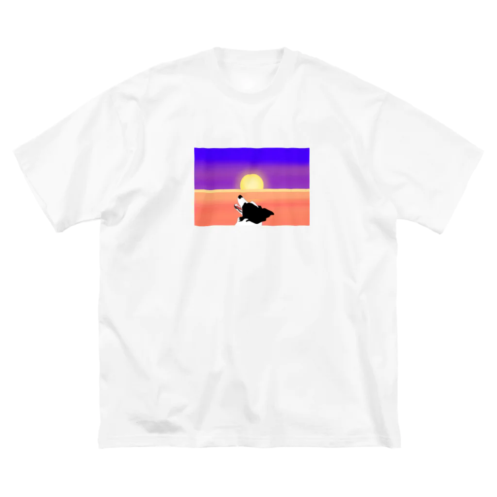 Fortune Campers そっくの雑貨屋さんの夕日をバックにあらぶるどんちゃん ビッグシルエットTシャツ