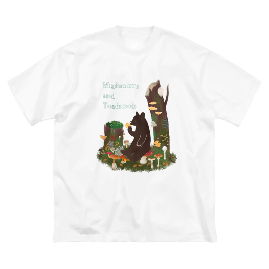 Cafe de Foretのきのことクマ ビッグシルエットTシャツ