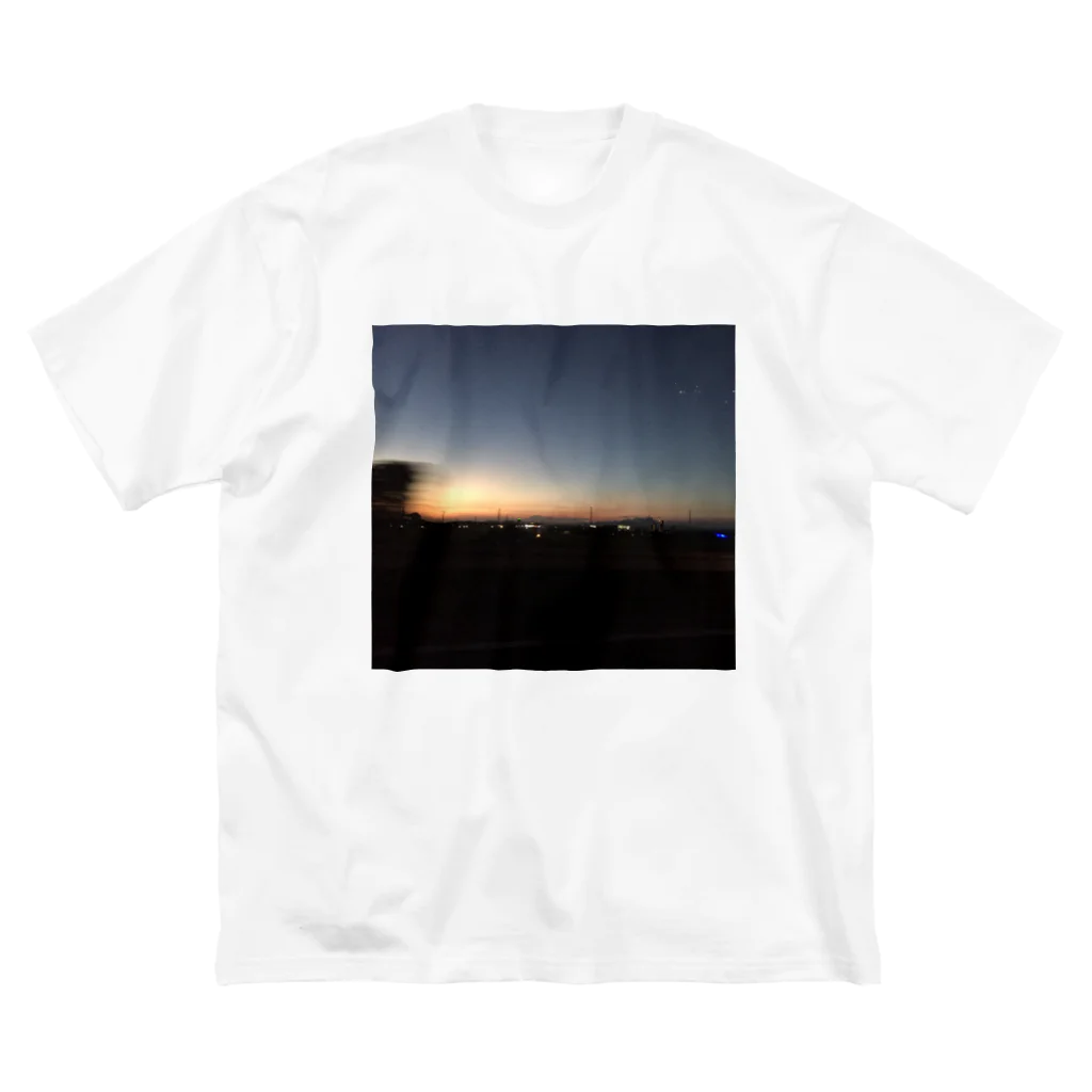 i_d_a_entyの夜が朝に溶ける瞬間 Big T-Shirt