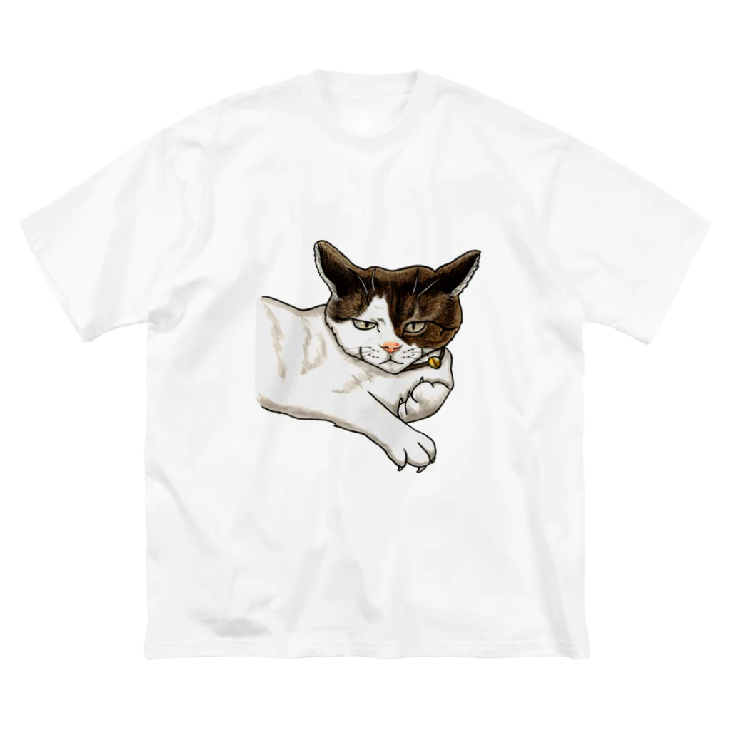 鼠の王国製作所の猫相の悪い猫がこちらをみている ビッグシルエットTシャツ