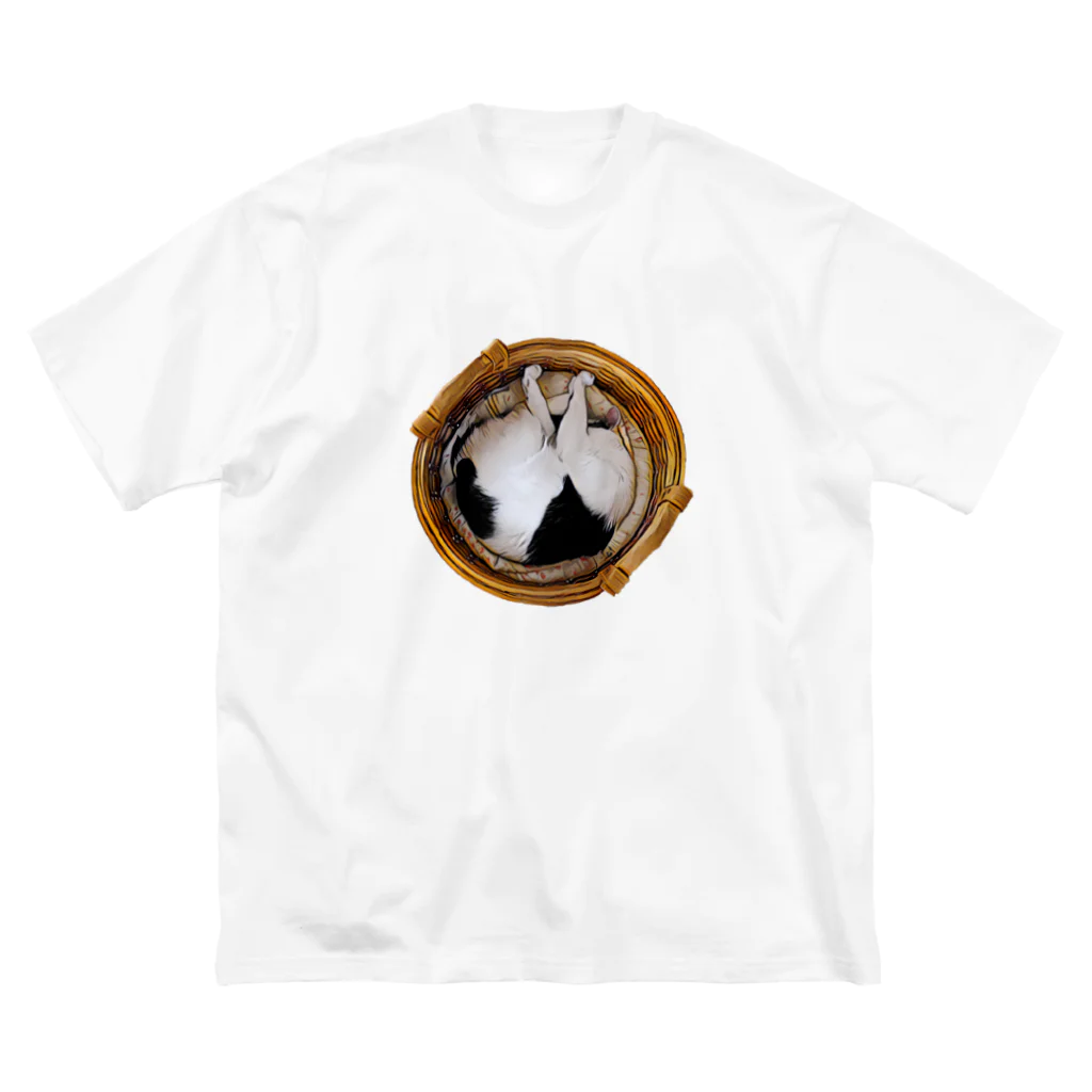 mambo0211のかごねこ ビッグシルエットTシャツ