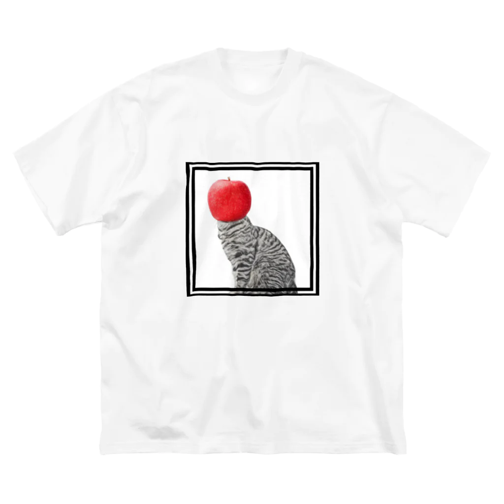 thouの猫とリンゴ ビッグシルエットTシャツ