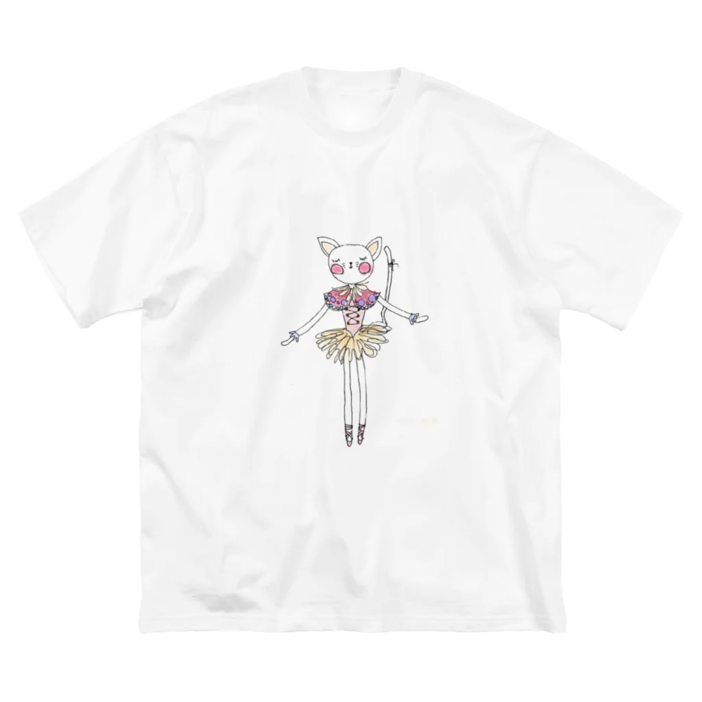 mainetteのネコリーナ ビッグシルエットTシャツ