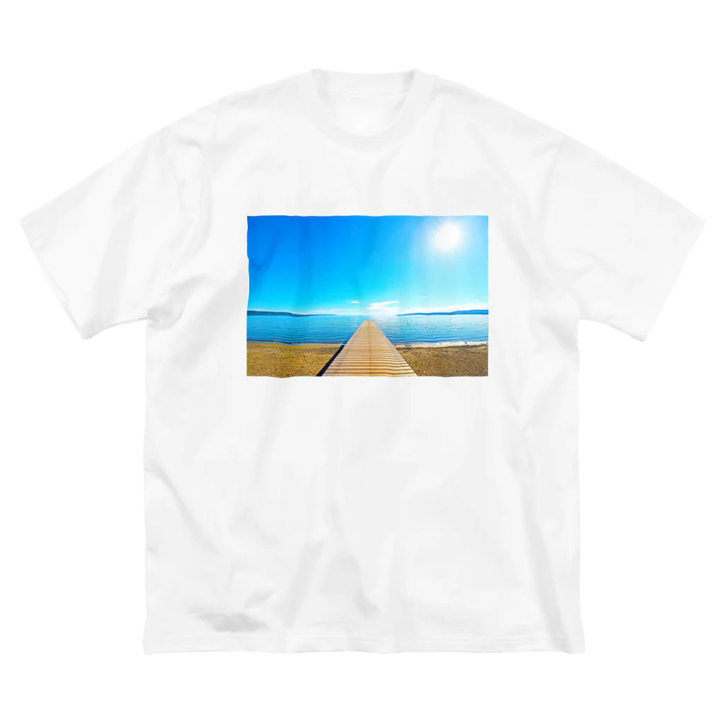 ねこまくらの佐渡島・佐和田海岸の桟橋 Big T-Shirt