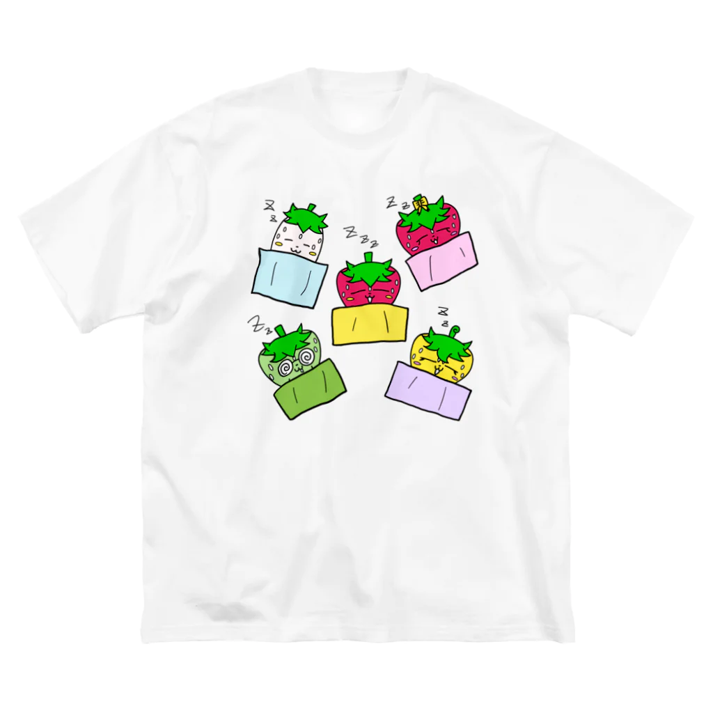 いちごのチーゴくん＆ゴーストベジタブルズのいちごのチーゴくん　みんなでおねんね ビッグシルエットTシャツ